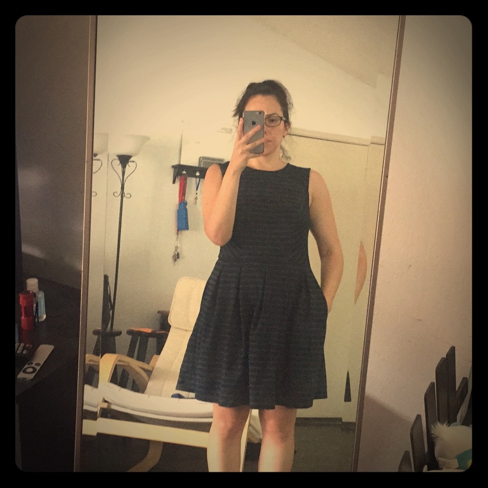 Black and blue stripped dress.